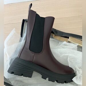 EGO Women's Chelsea Lug Chunky Boot in Dark Burgundy Brown size 6US / 37EUR